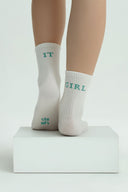 LOUNGEWEAR IT GIRL YAZILI BEYAZ / YEŞİL ÇORAP