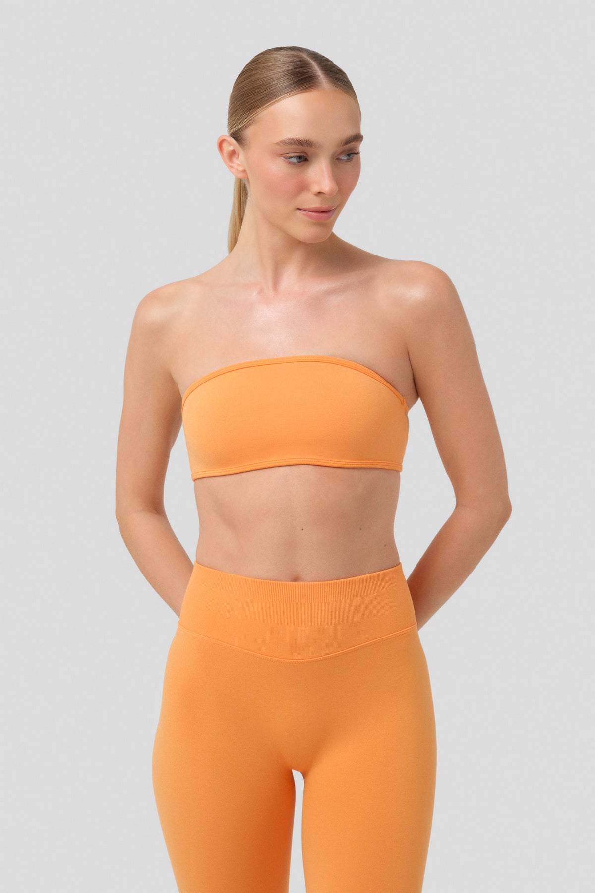 SoftHold™ Straplez Bra